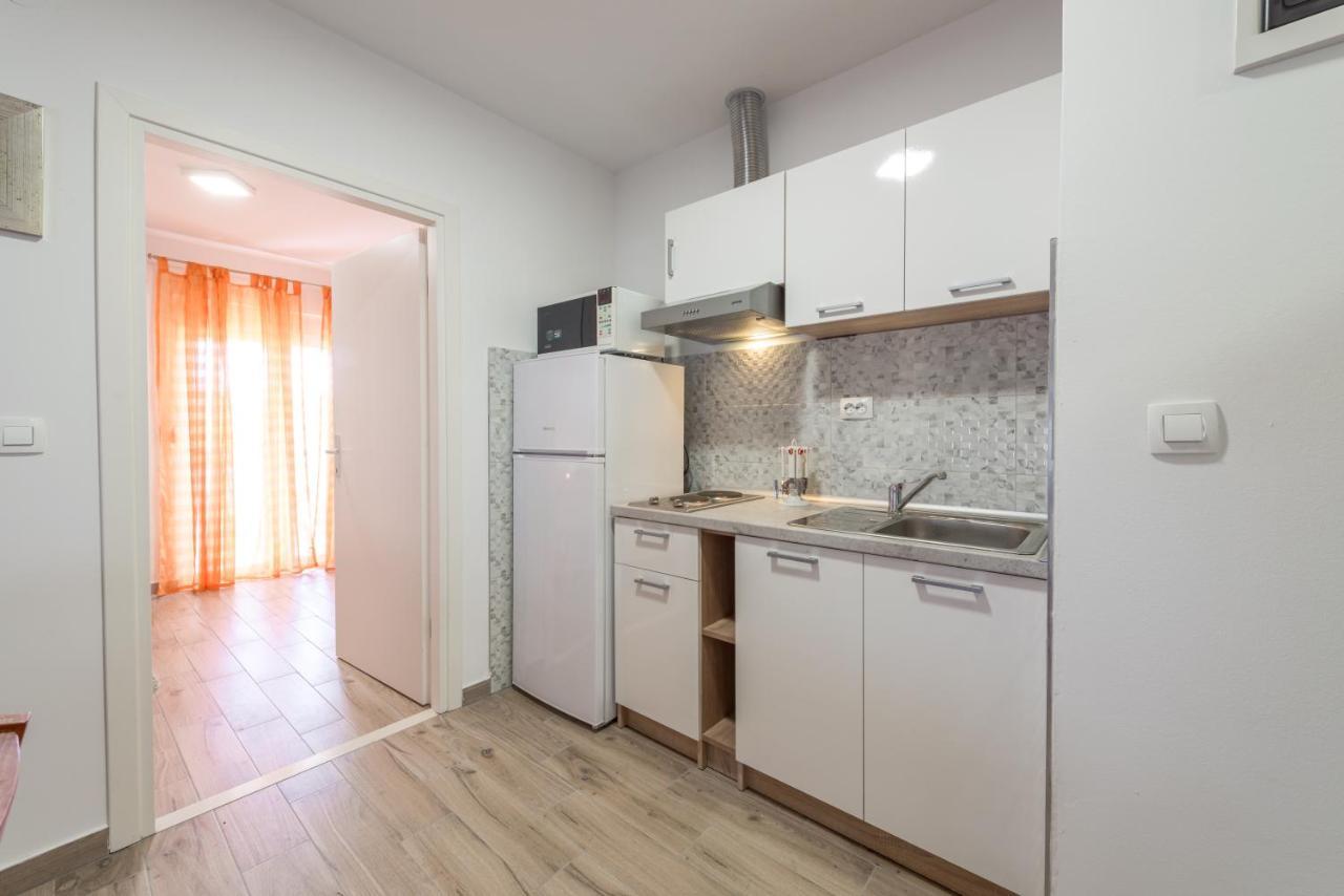 מליני Apartments Vukelic מראה חיצוני תמונה
