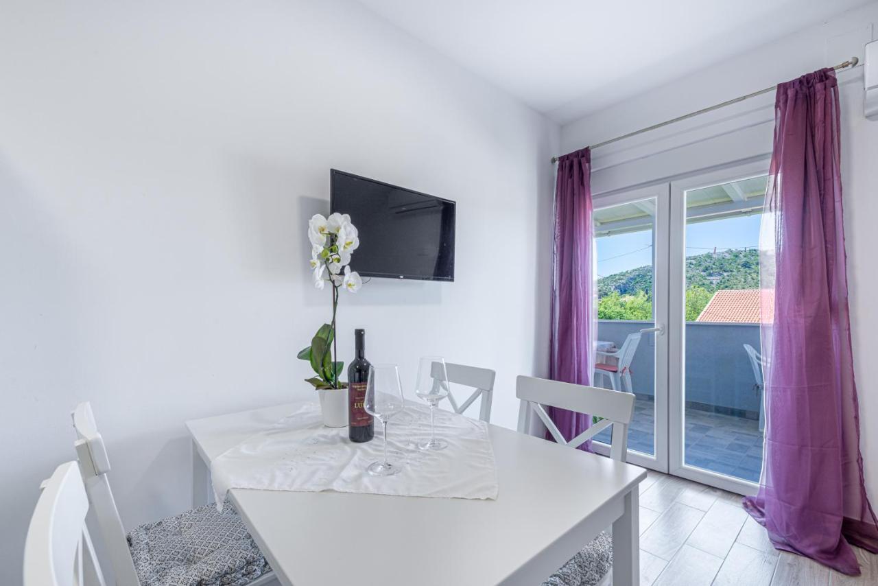 מליני Apartments Vukelic מראה חיצוני תמונה