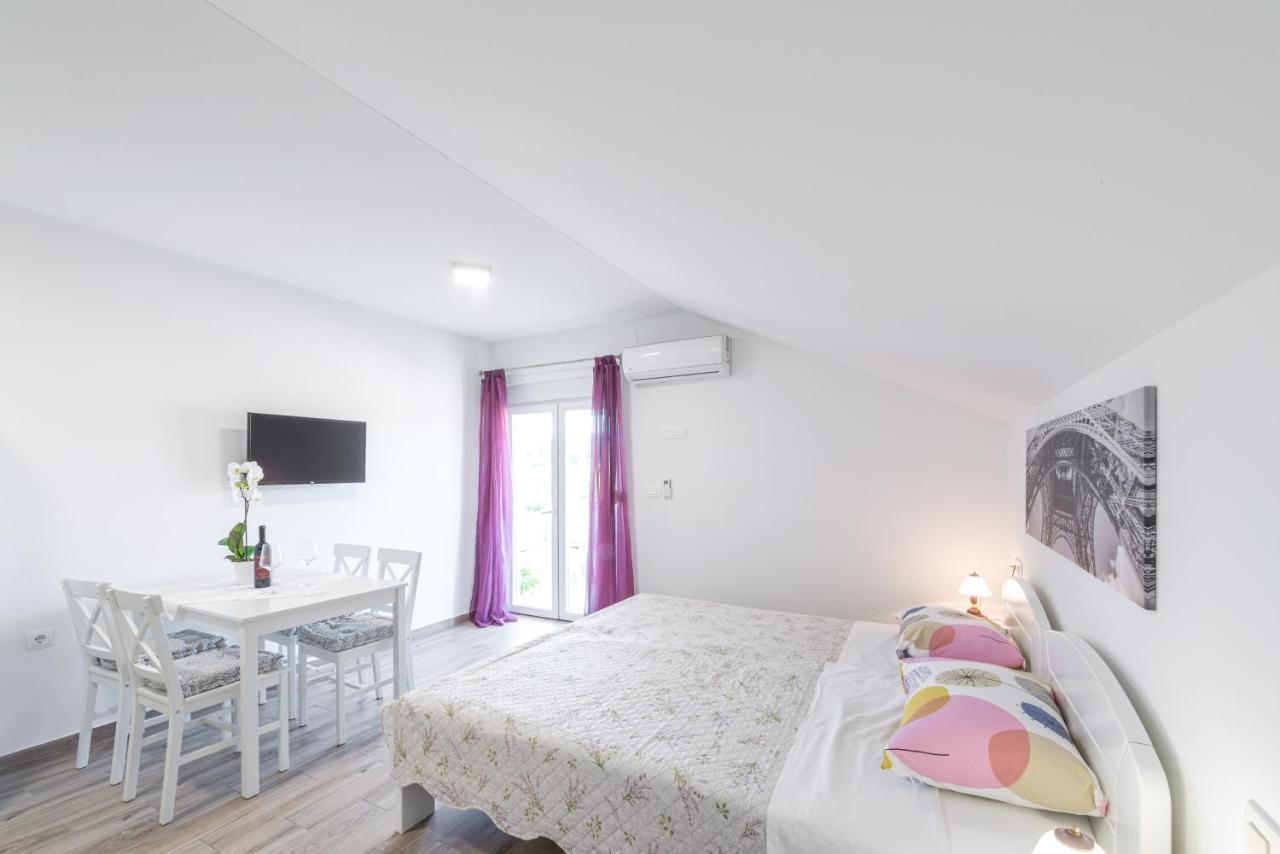 מליני Apartments Vukelic מראה חיצוני תמונה